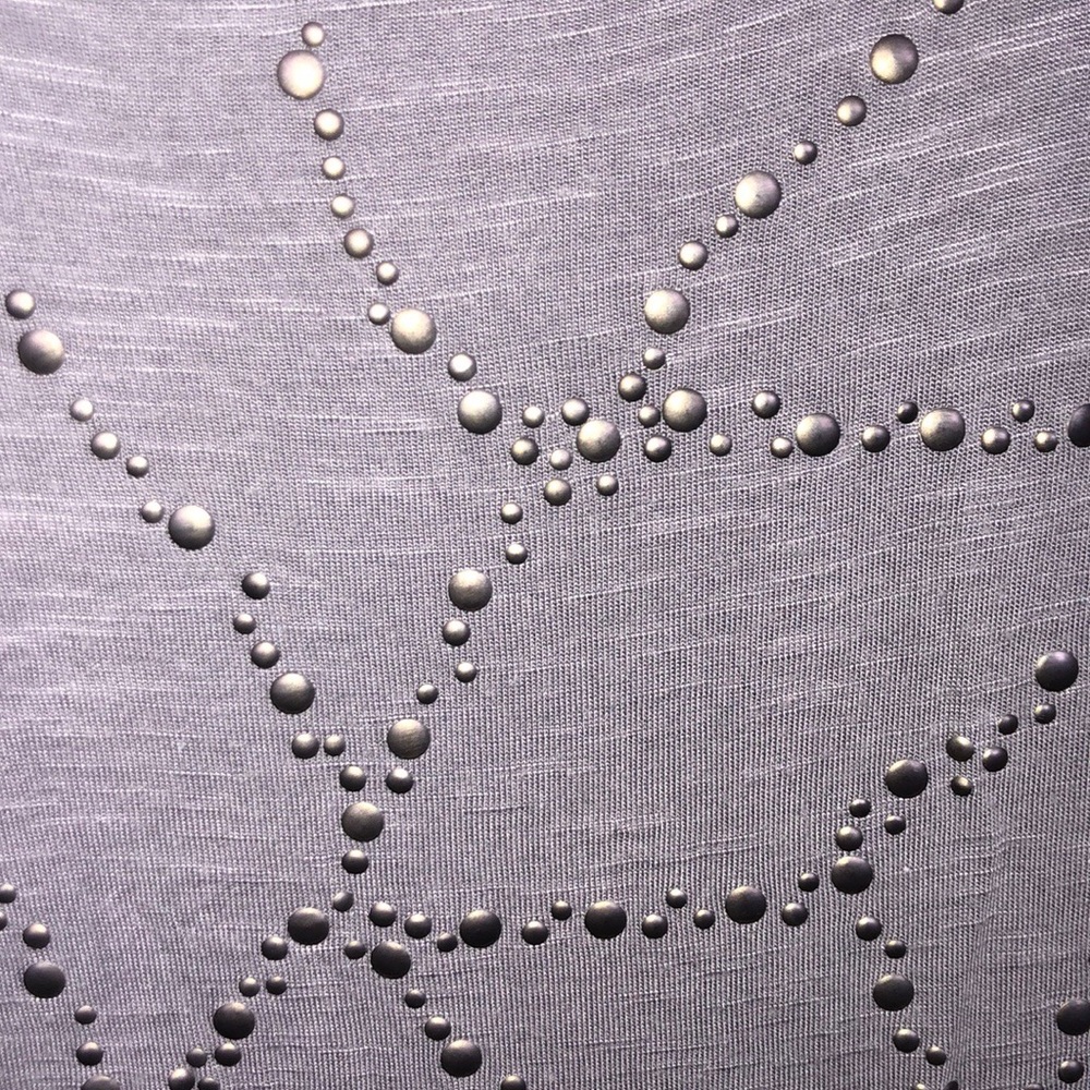 Grey top - Picture 2 of 3